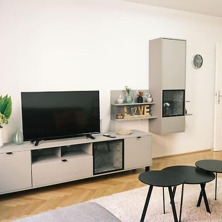 Pink Prater Apartment Vienna Luaran gambar